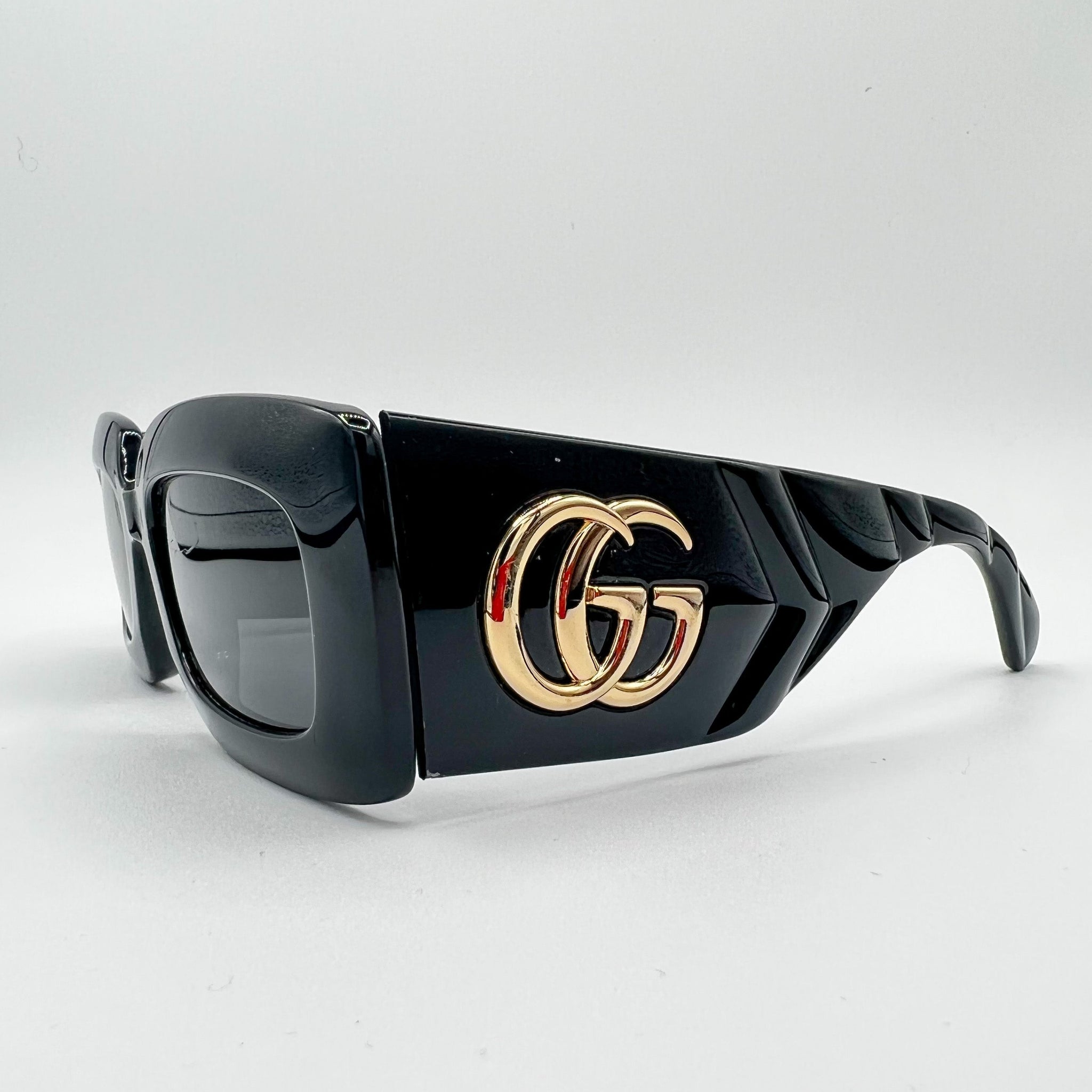 GUCCI Black Thick Rectangular Injection Sunglasses